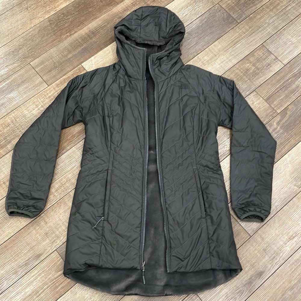 The North Face Women’s Mossbud Reversible Parka MEDIUM